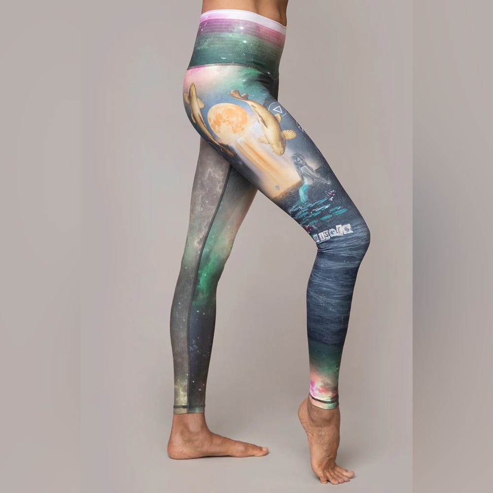 Niyama Sol “Pisces Rainbow” Barefoot Leggings SMALL